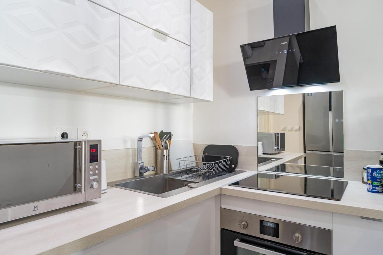 Super Appartement Au Coeur De Nice! Bonnes Vacances Eksteriør bilde